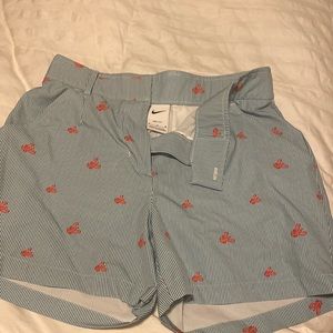 Nike golf shorts